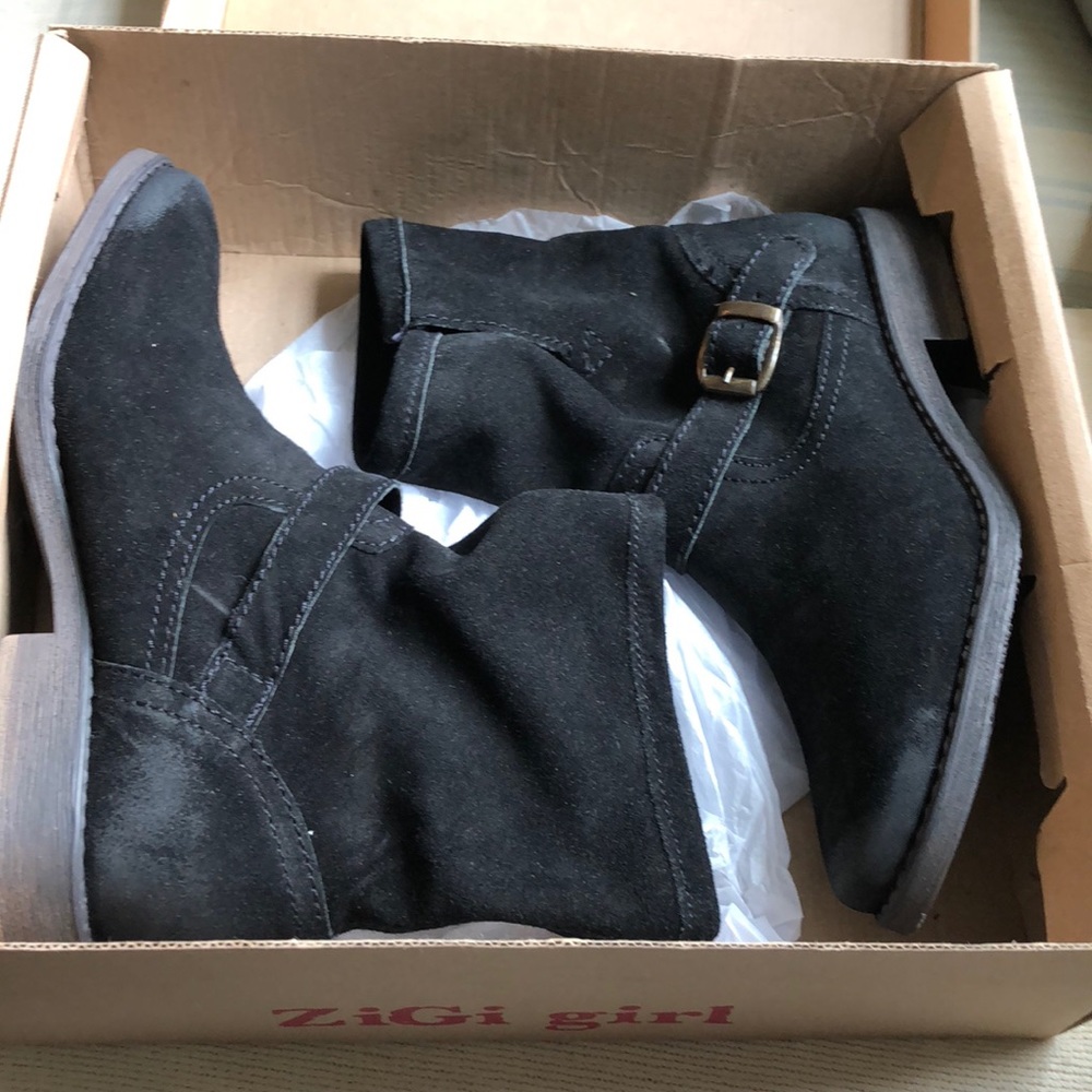 Black booties